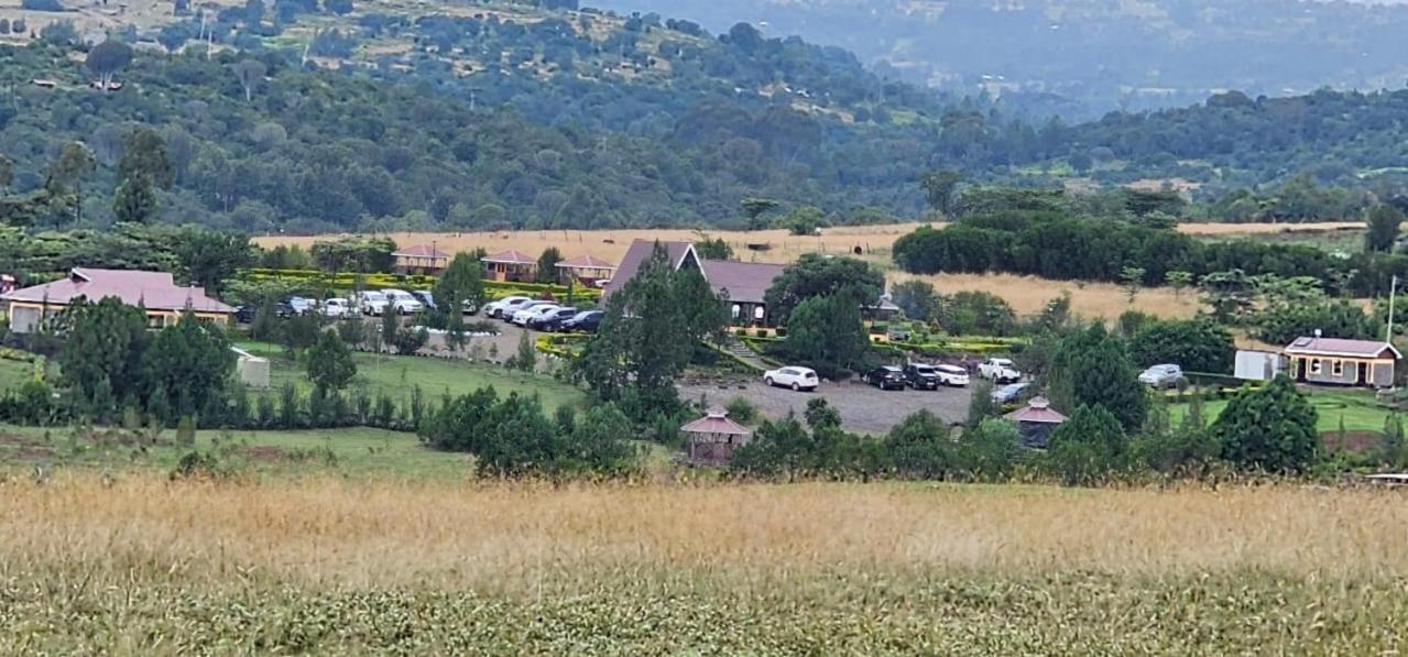 Juniper Park Resort Nyahururu エクステリア 写真